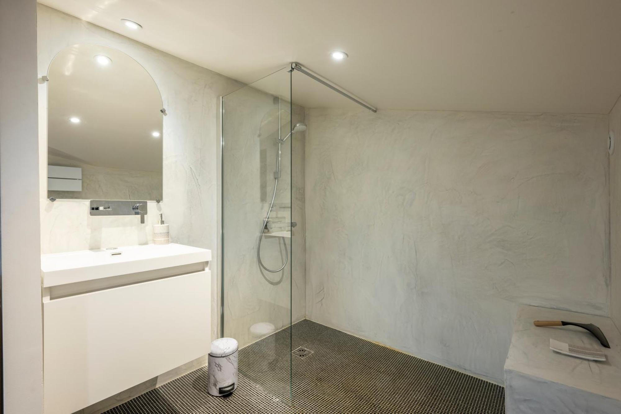 Superbe Loft - Situ Sur La Place Centrale Barcelonnette Exteriör bild