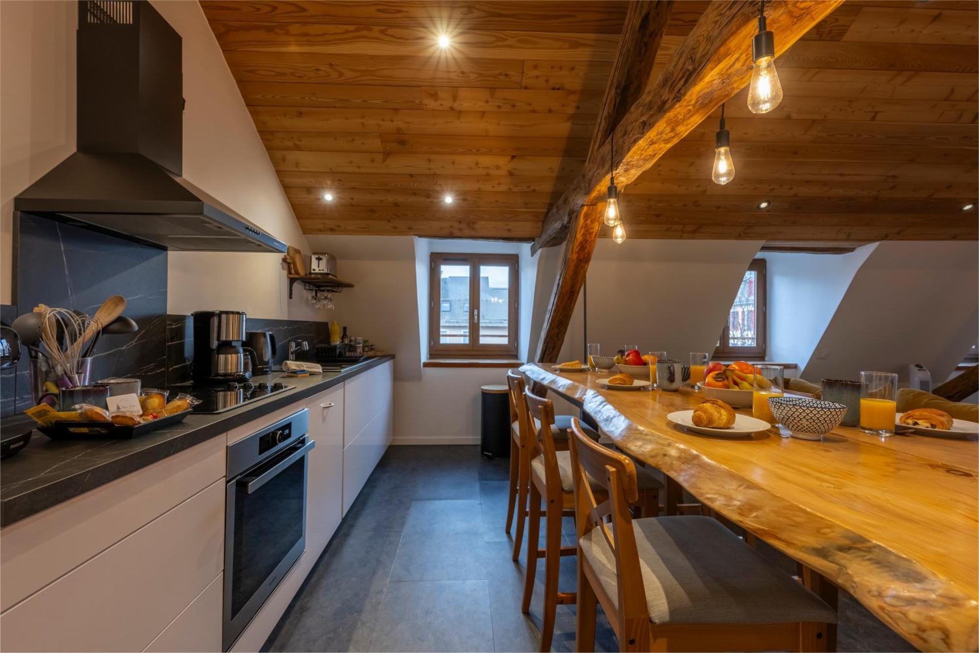 Superbe Loft - Situ Sur La Place Centrale Barcelonnette Exteriör bild