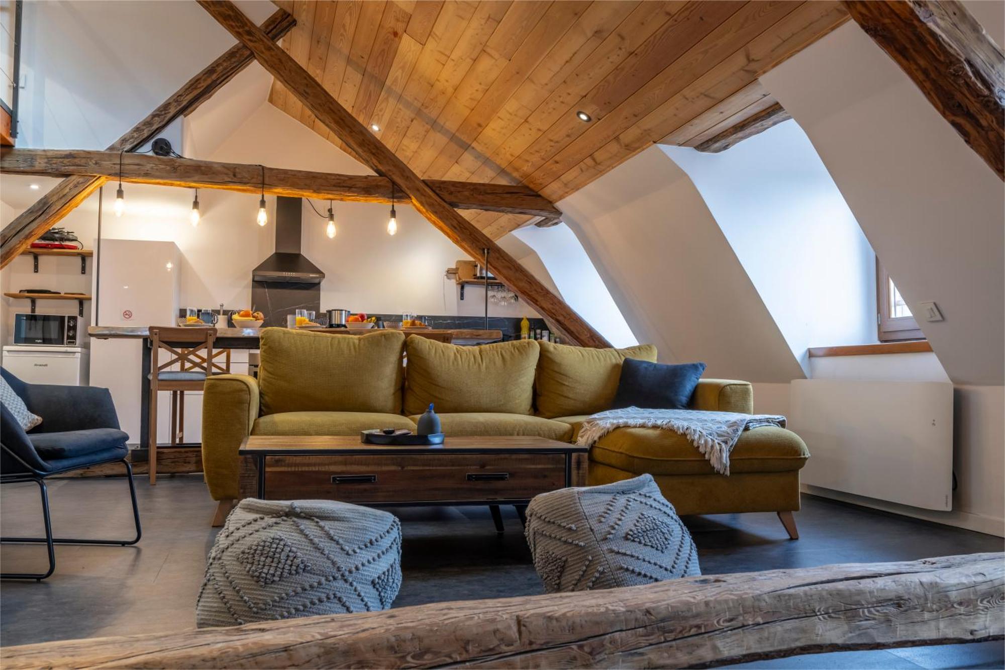 Superbe Loft - Situ Sur La Place Centrale Barcelonnette Exteriör bild