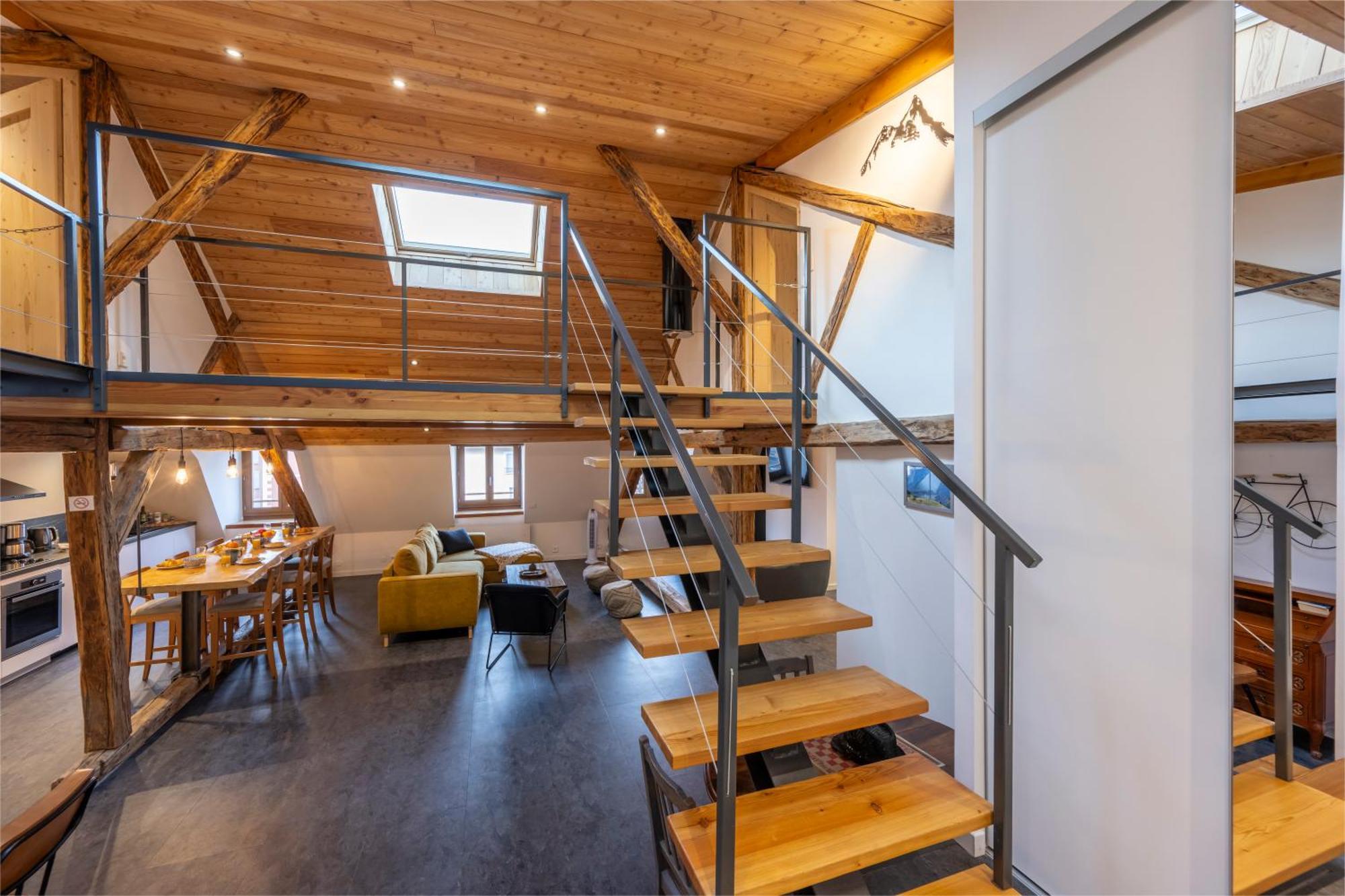 Superbe Loft - Situ Sur La Place Centrale Barcelonnette Exteriör bild
