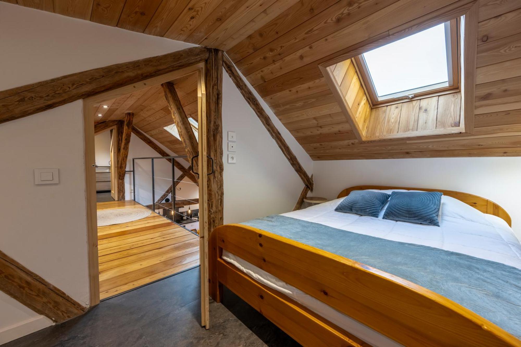 Superbe Loft - Situ Sur La Place Centrale Barcelonnette Exteriör bild